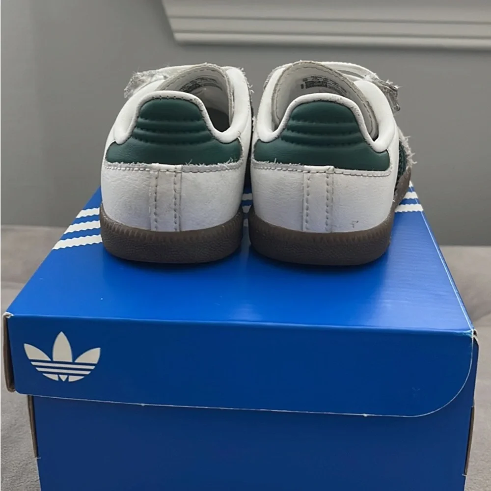 adidas heel up